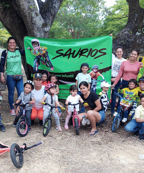 Entrenamientos en saurios escuela de ciclismo infantil